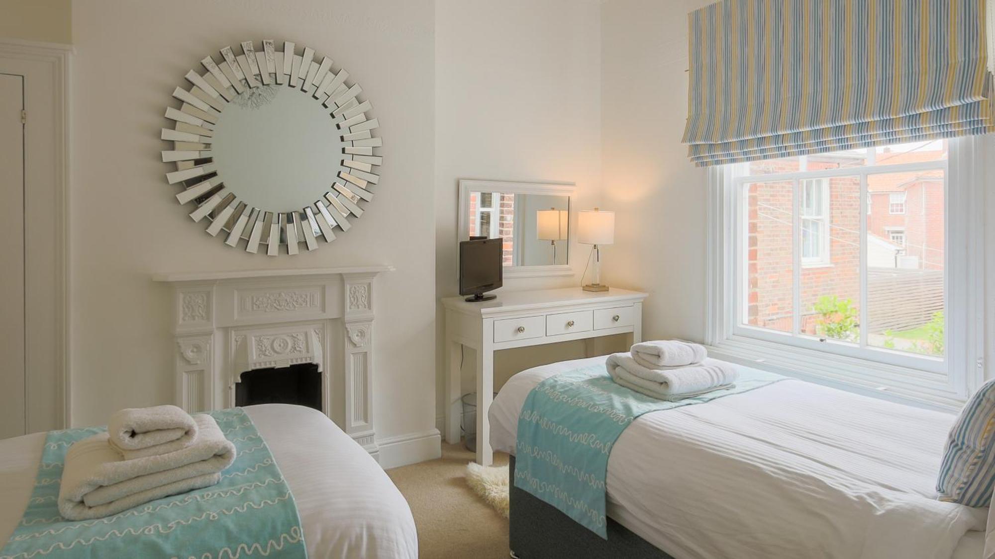 Northcliffe, Southwold Seafront Sleeps 14 Villa Kültér fotó